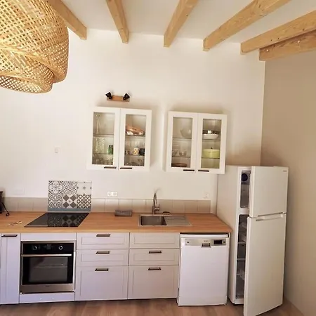 Petit Terme - Piscine - Clim - Parking Les Angles (Gard)